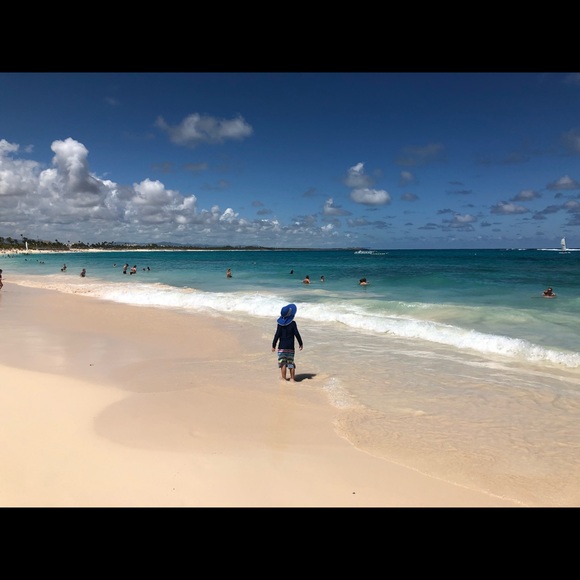 Meet your Posher, Rebecca - Picture 1 of 1